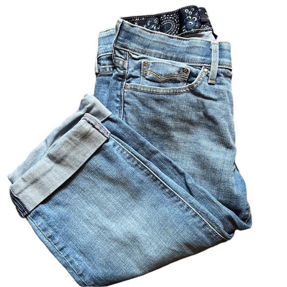 Girls Size 6 Levi’s The Original Jeans Bermuda shorts sewn cuffed - Picture 3 of 10